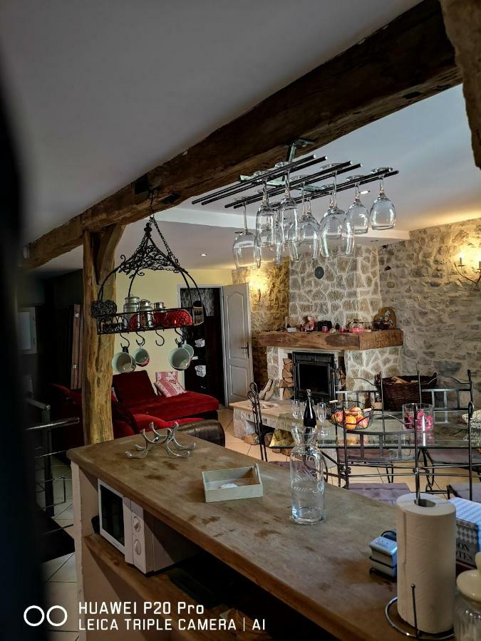 Chaleureux Appartement Nantua Pokoj fotografie